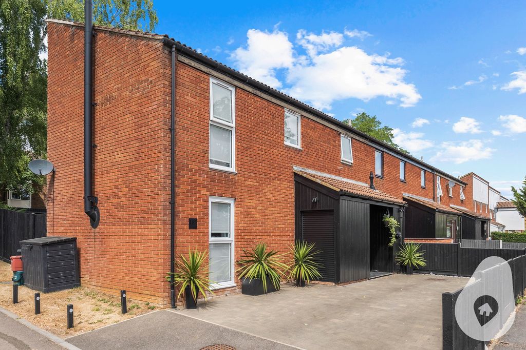 Property photo 1 of 19 5379521