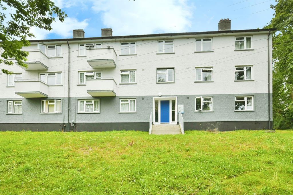 Property photo 1 of 14