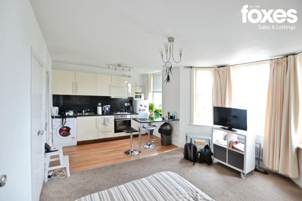 Property photo 2 of 6 2395881