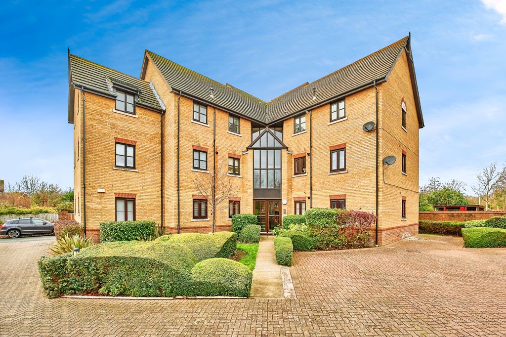 Property photo 1 of 19