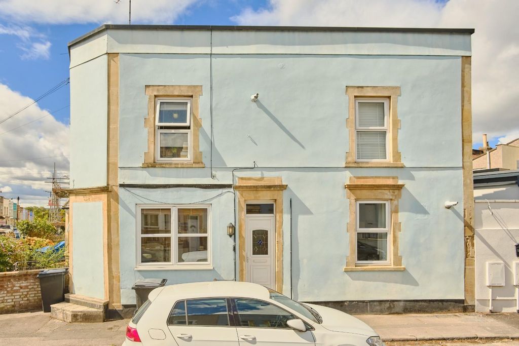 Property photo 2 of 19 Bs34Ua_0002.Jpg