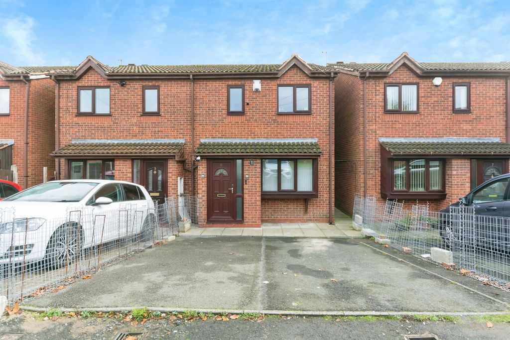 Property photo 1 of 26