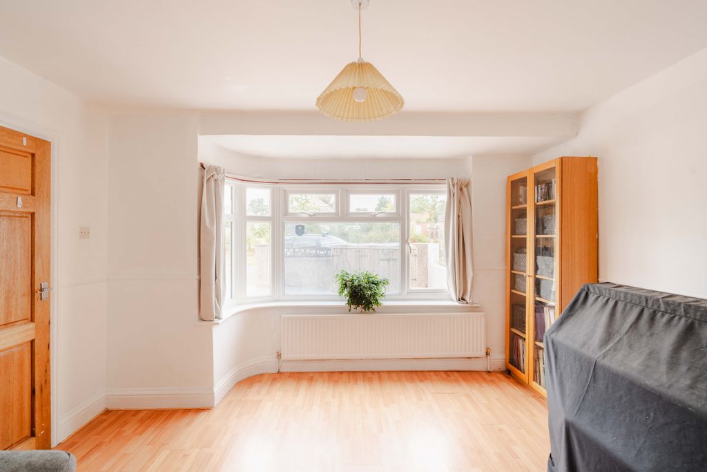 Property photo 3 of 24 12