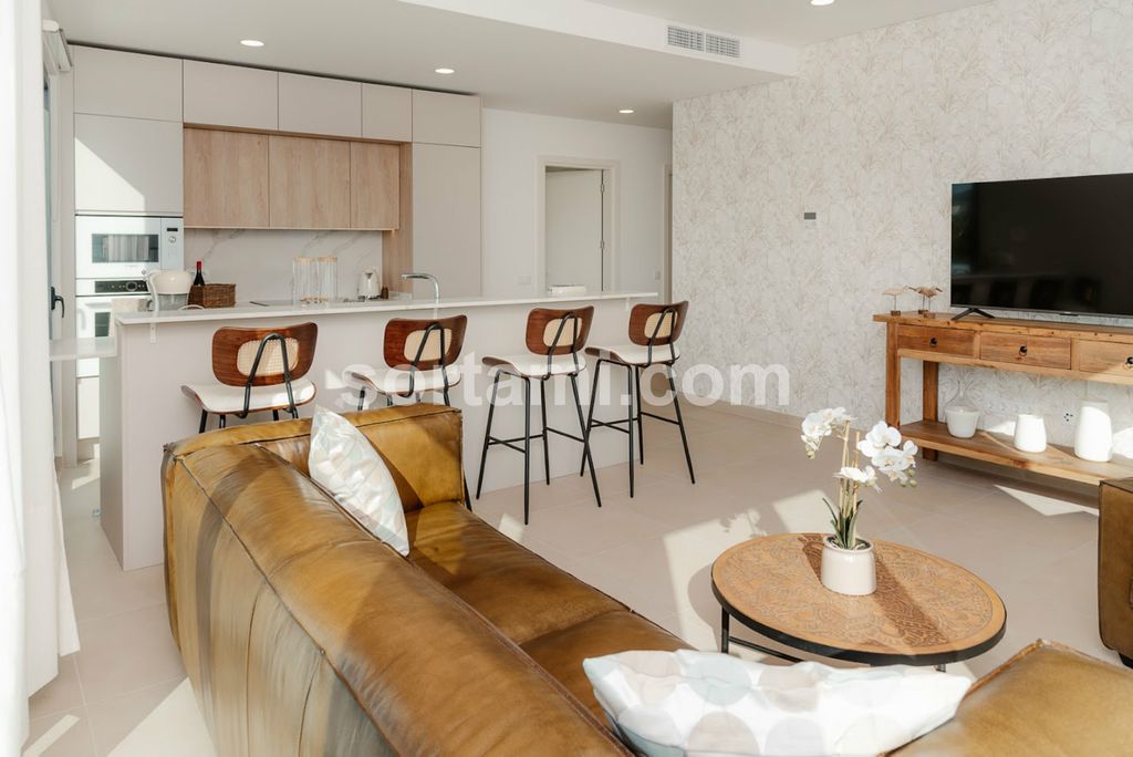 Property photo 3 of 26