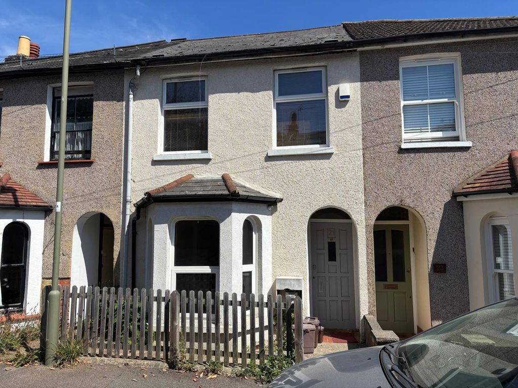 Property photo 1 of 6