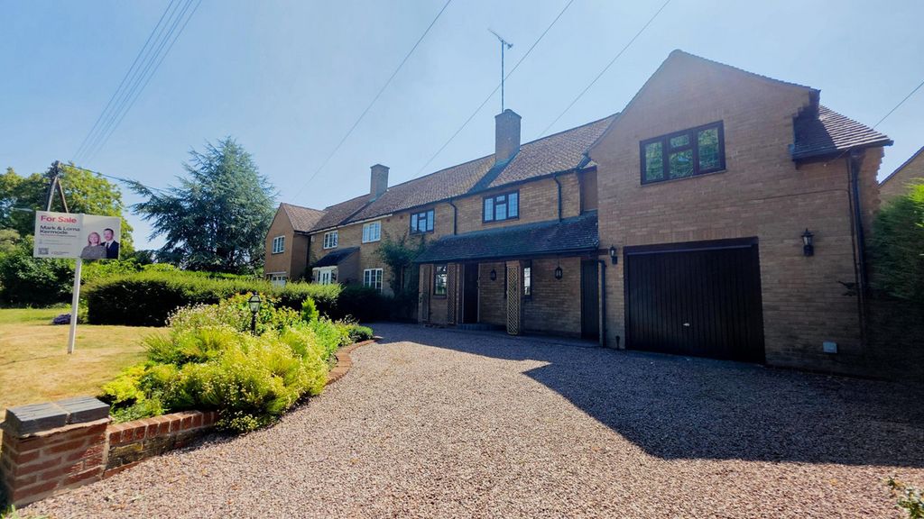Property photo 1 of 33