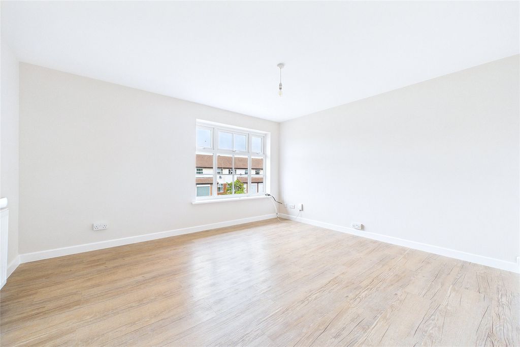 Property photo 2 of 10 Picture No. 08