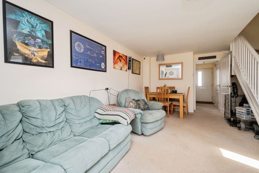 Property photo 3 of 20