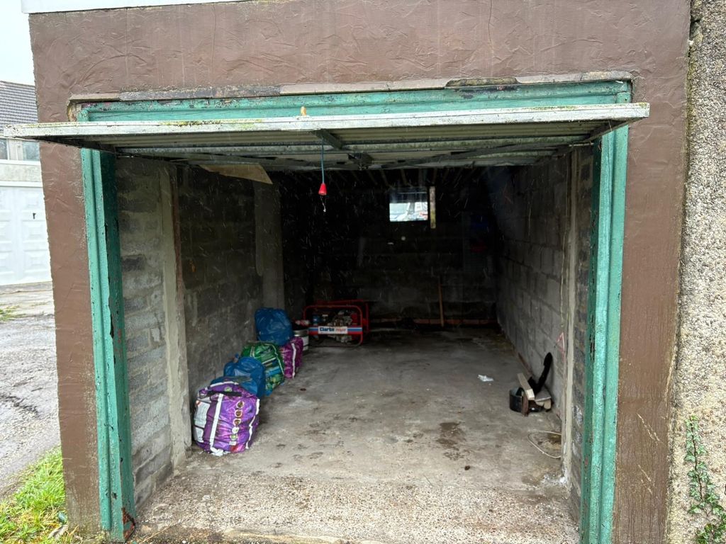 Property photo 2 of 2