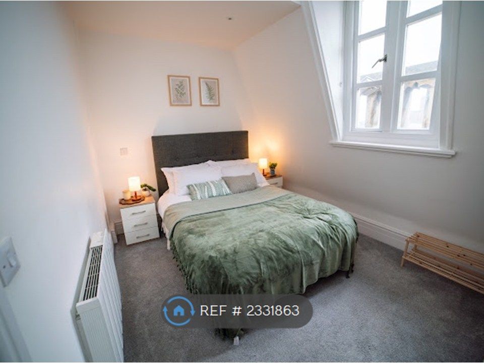 Property photo 2 of 34