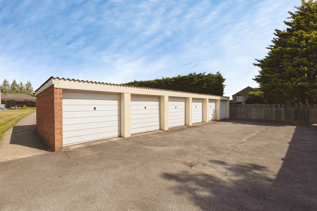 Property photo 2 of 11 Pbox-Img.Jpg