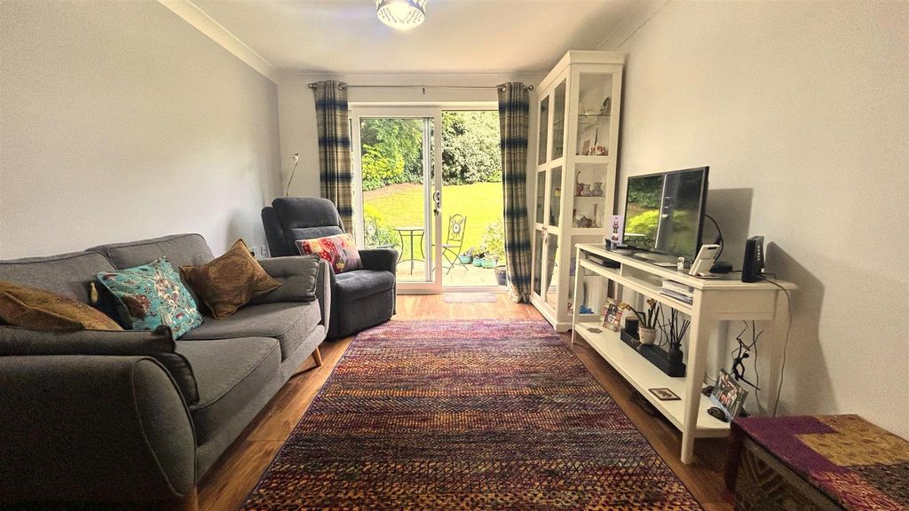 Property photo 3 of 13 6.2.Jpg