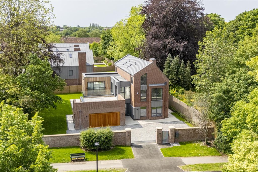 Property photo 2 of 58 The_Wellington_60.Jpg