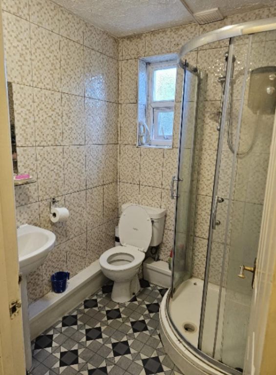 Property photo 3 of 3