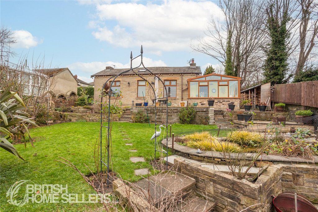 Property photo 1 of 29 Picture No. 24