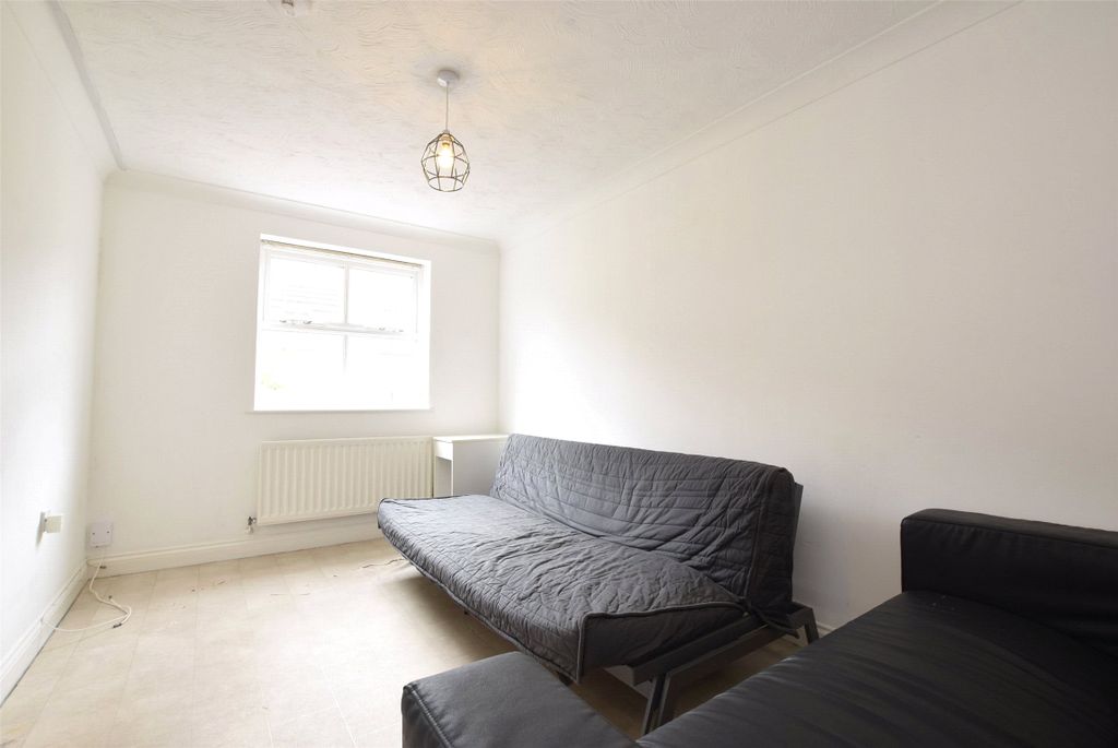 Property photo 3 of 10 Communal Area