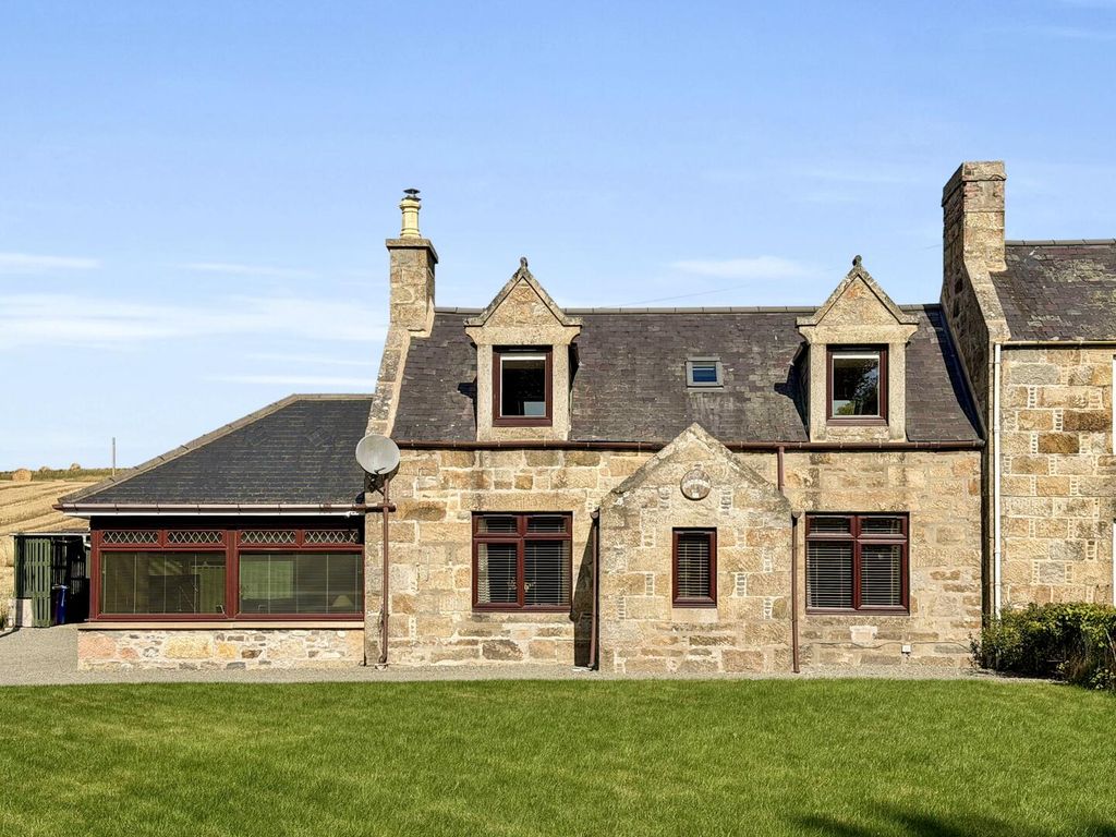 Property photo 2 of 27 Front (Exterior)