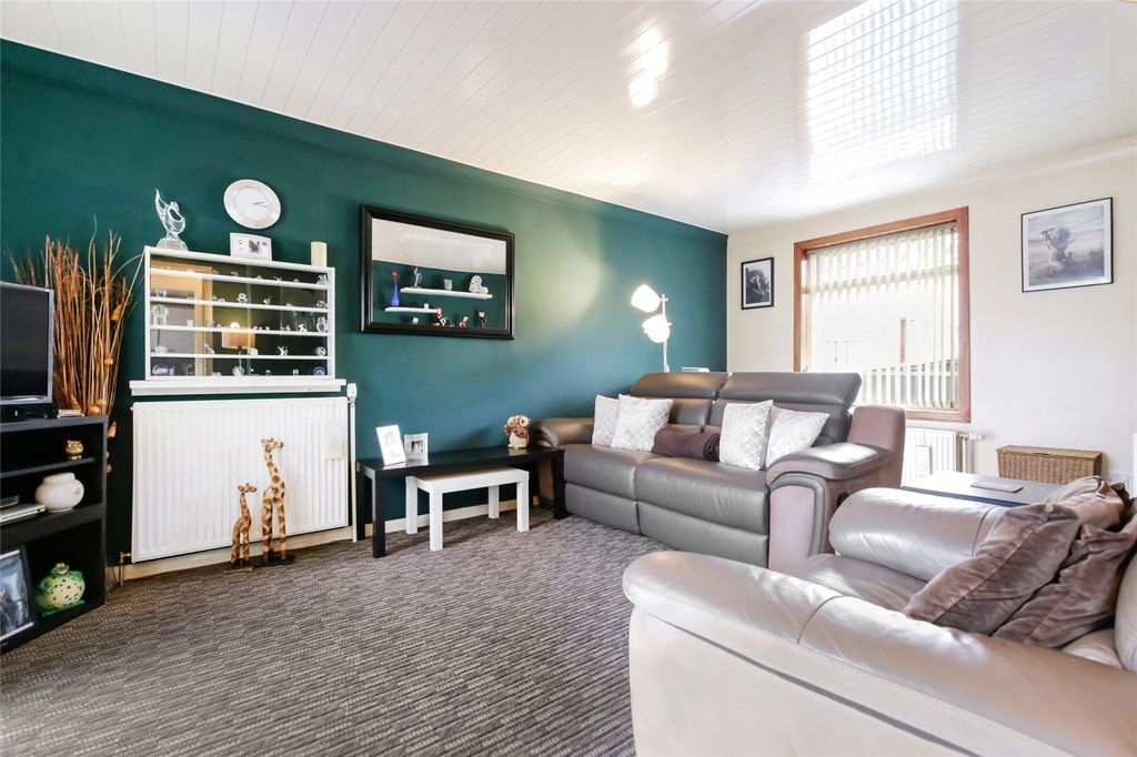 Property photo 2 of 21 Picture No. 04