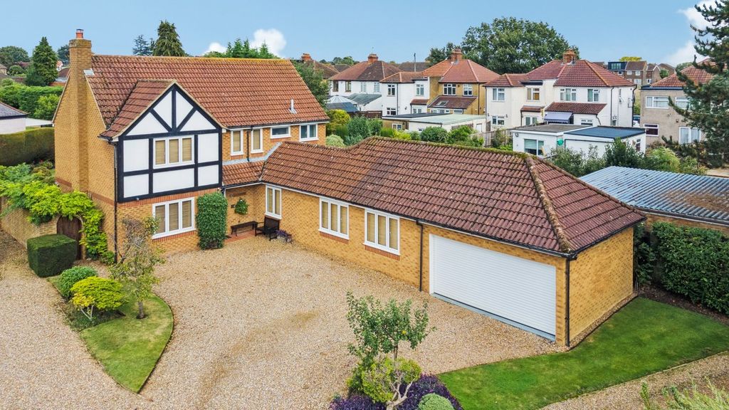 Additional image 27 of 4 bed detached house for saleLeacroft Road, Iver SL0