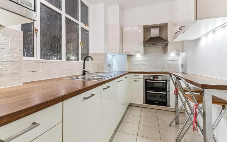 Property photo 2 of 7 23 Clifton Court 2 19.02 .Png