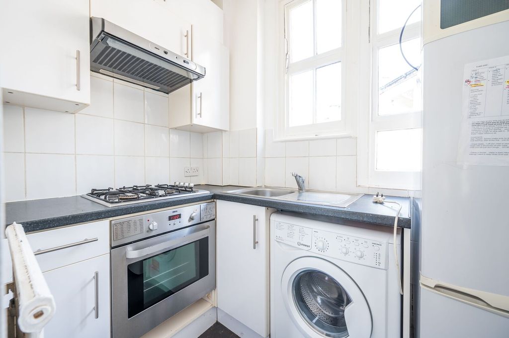 Property photo 1 of 5