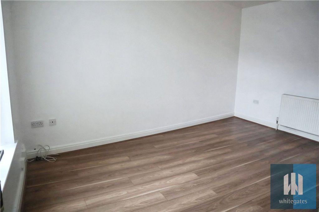Property photo 3 of 7 Picture No. 17