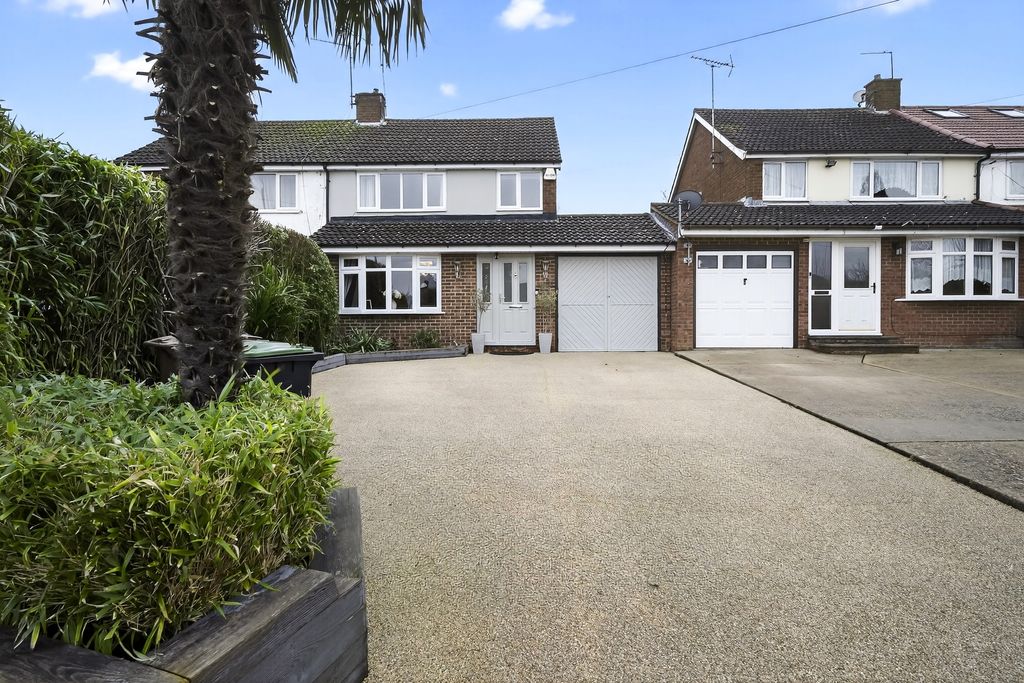 Property photo 3 of 26