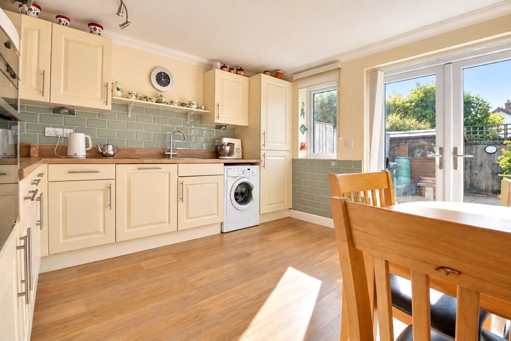 Property photo 2 of 11 Picture No. 02