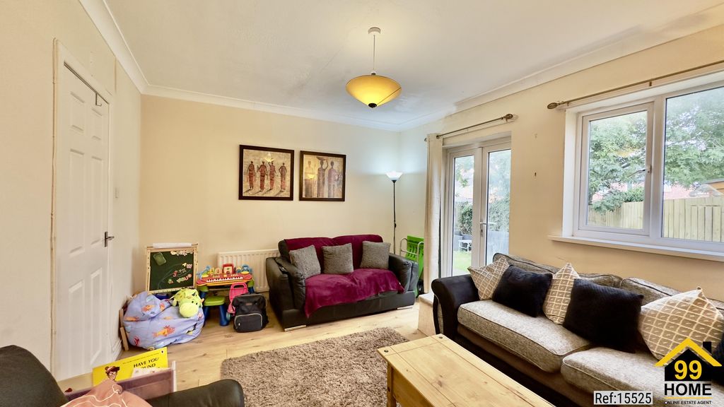 Property photo 3 of 16 Photo 2