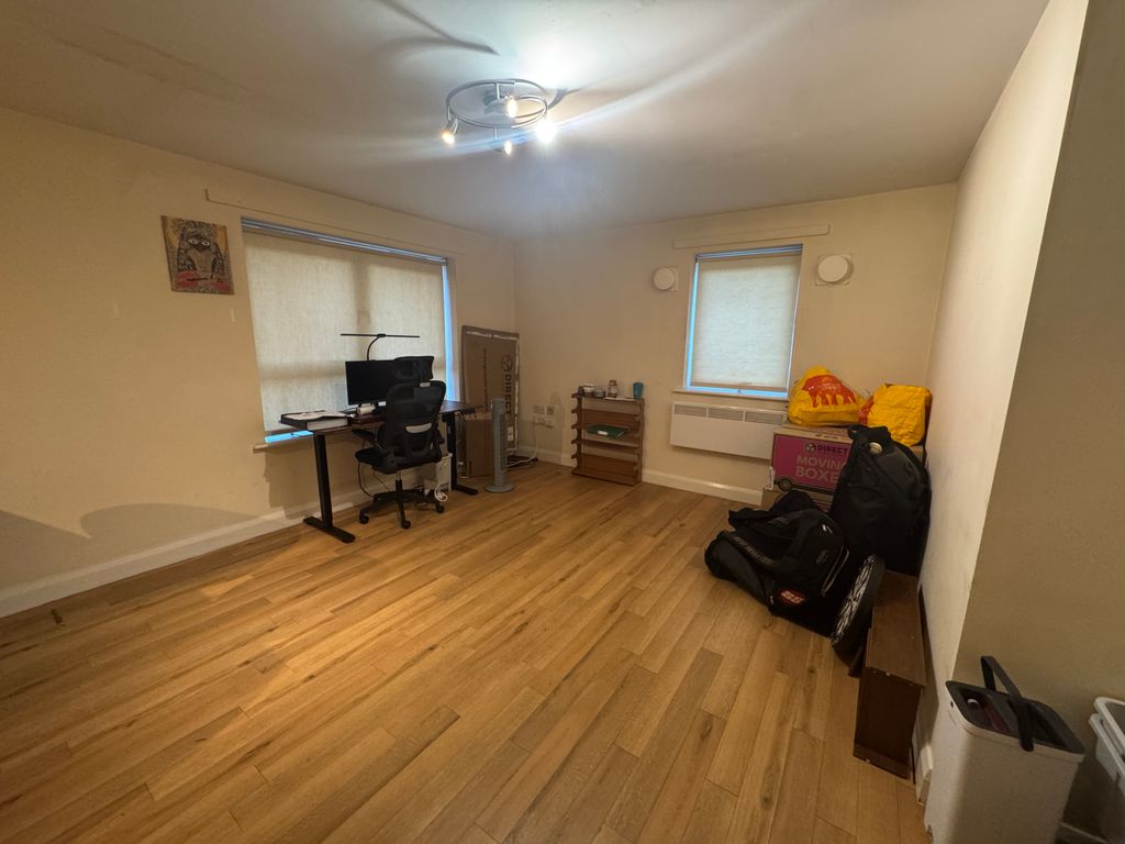 Property photo 2 of 10 Living Room