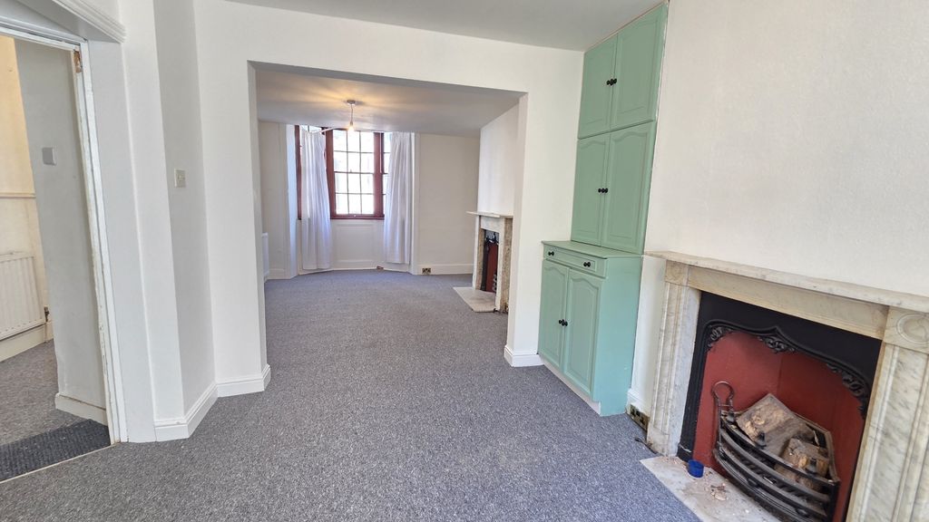 Property photo 3 of 9 20250911_122017