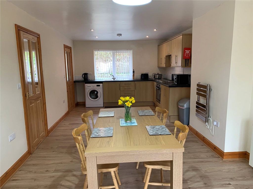 Property photo 2 of 19 Picture No. 07