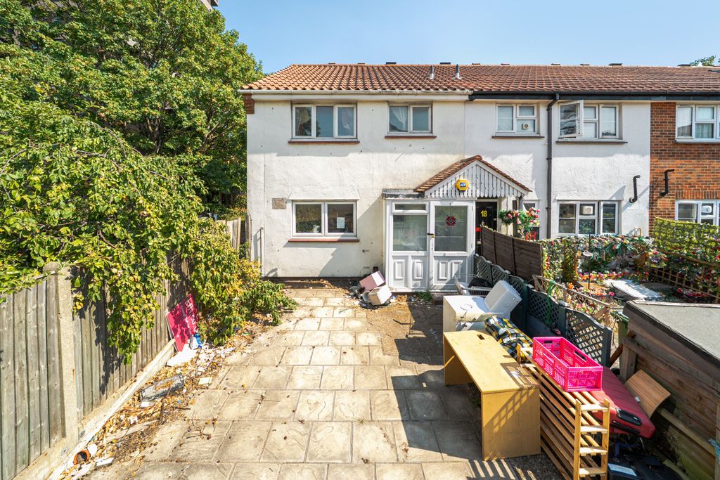 Property photo 1 of 11 1508604-3-1A000A9...