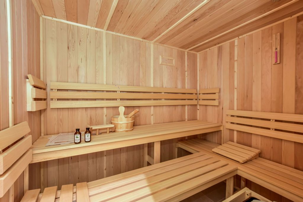 Additional image 23 of 7 bed detached house to rentCrouch Lane, Goffs Oak, Waltham Cross EN7