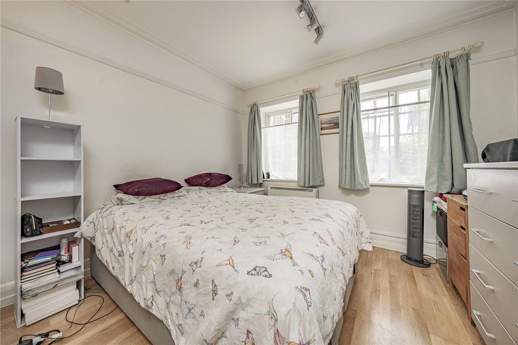 Property photo 3 of 13 Picture No. 12