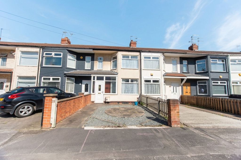 Property photo 1 of 15 Front