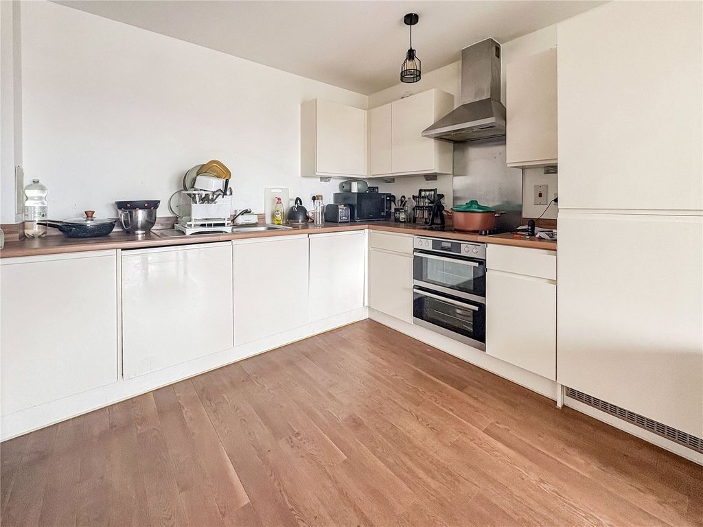 Property photo 2 of 6 Picture No. 04