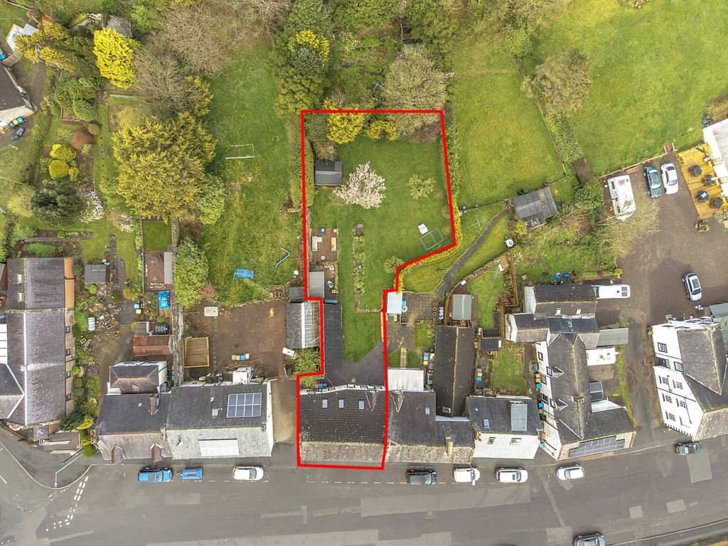 Property photo 2 of 35