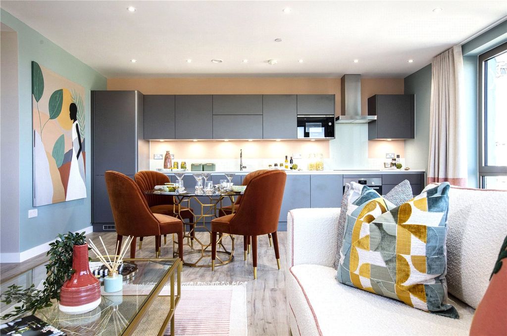 Property photo 3 of 16 Picture No. 05