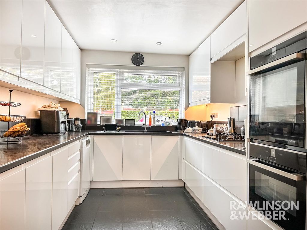 Property photo 1 of 14 Img_1880.Jpg