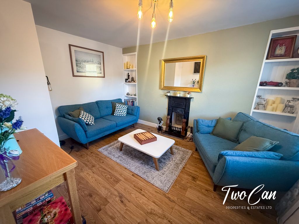 Property photo 3 of 53