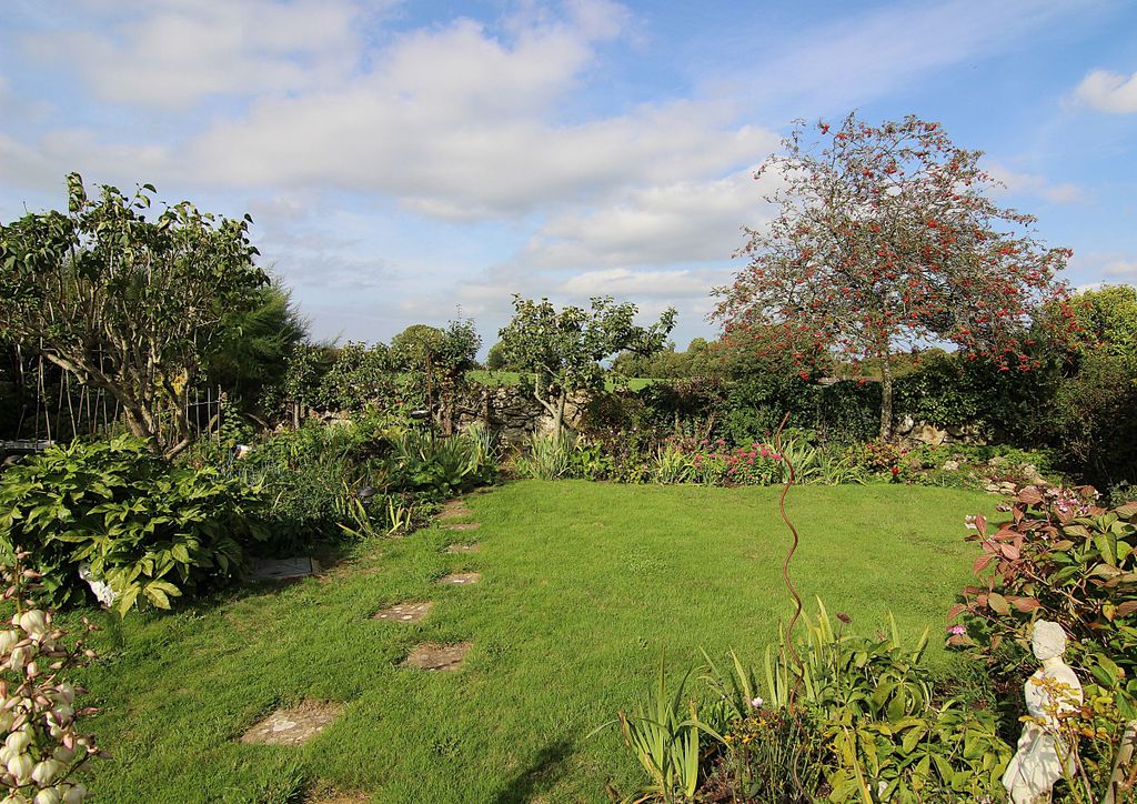 Property photo 3 of 16