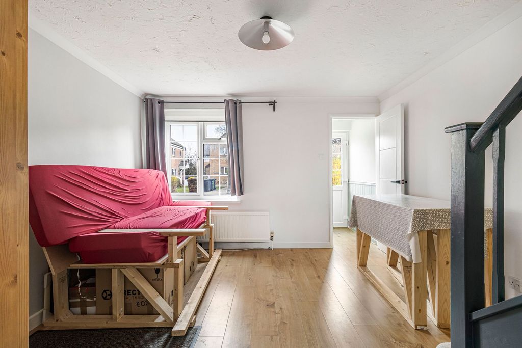 Property photo 3 of 13