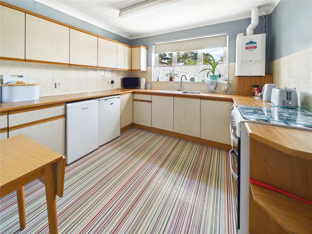 Property photo 2 of 14 Picture No. 09