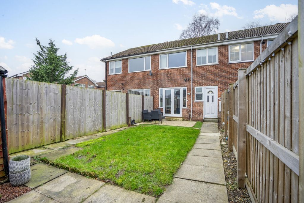 Property photo 1 of 11 Rear Garden