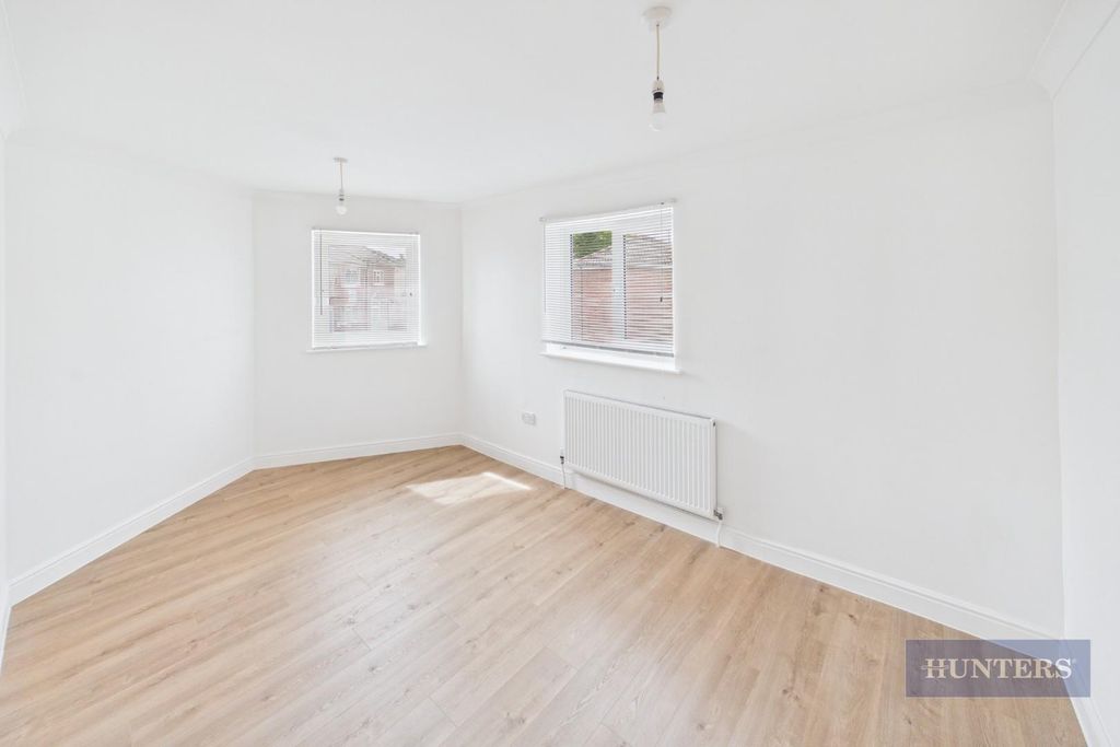 Property photo 2 of 11 Cam05152G0-Pr0451-Still001.Jpg