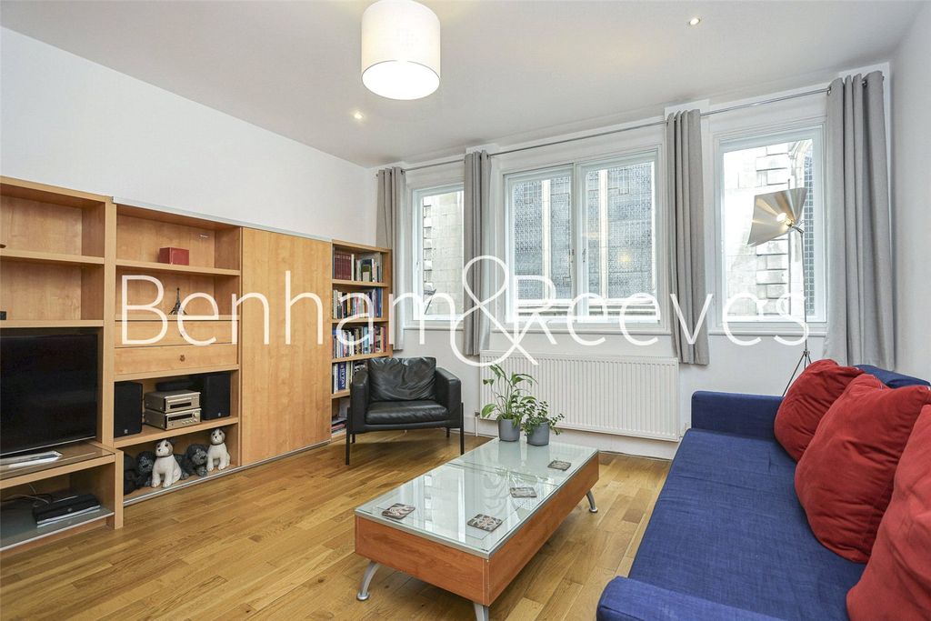 Property photo 3 of 10 Picture No. 02