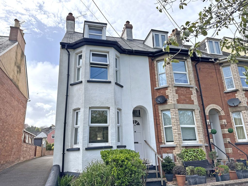 Property photo 1 of 15 Photo 15