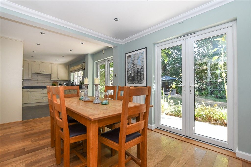 Property photo 3 of 18 Kitchen/Diner