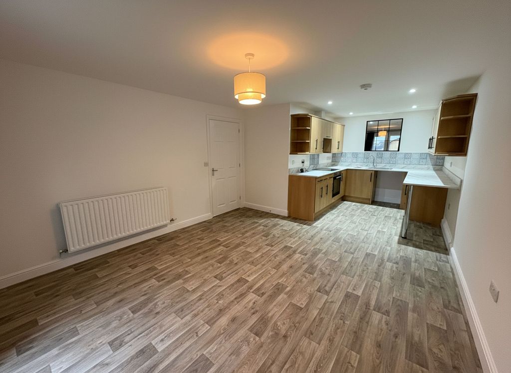 Property photo 3 of 13 Kitchen Diner